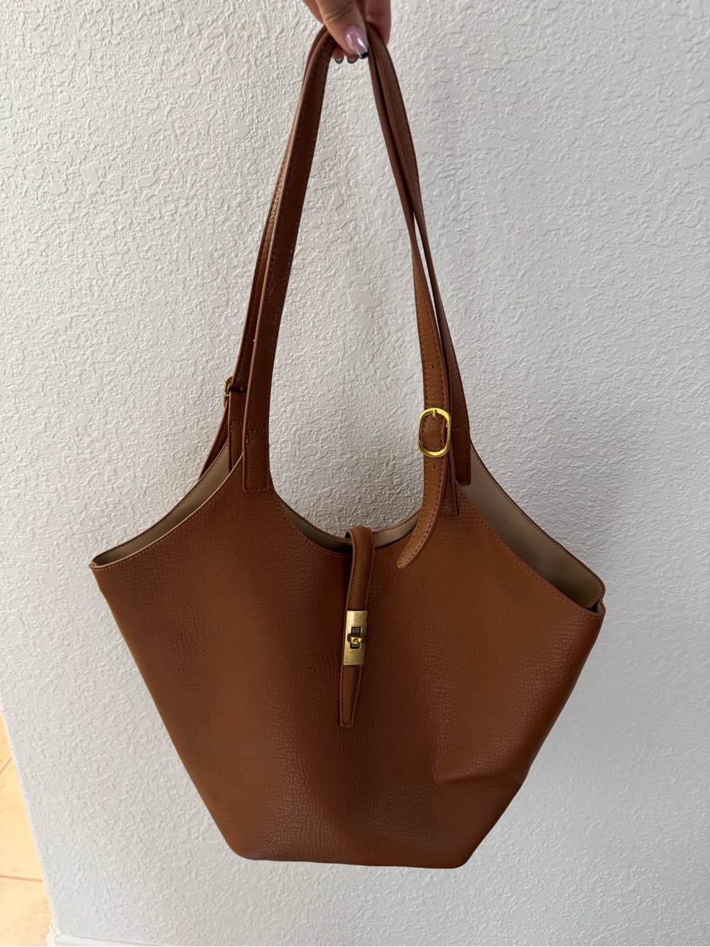 Classic Brown faux Leather Shoulder Tote - Unbranded